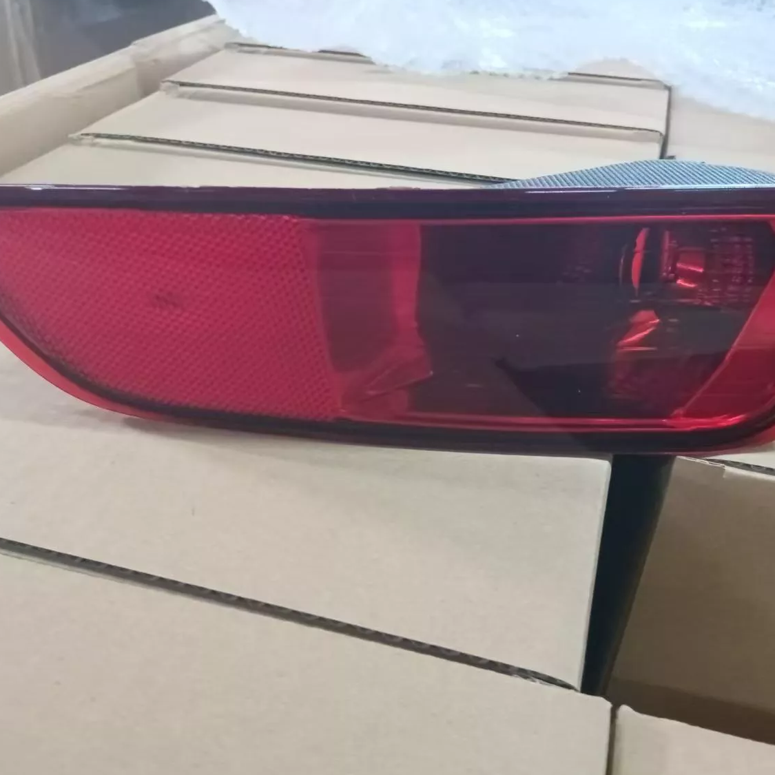 Zibo Baiwang Machinery Equipment Co., Ltd. Achieves Breakthrough in International Export: 100 Units of Volvo Headlights Successfully Shipped